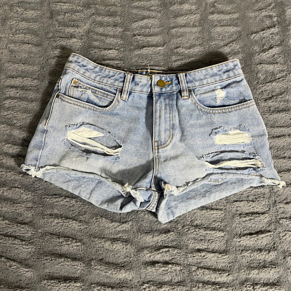 Billabong Distressed Denim Shorts Light Wash Blue Ripped Raw Hem Size 27 AP718